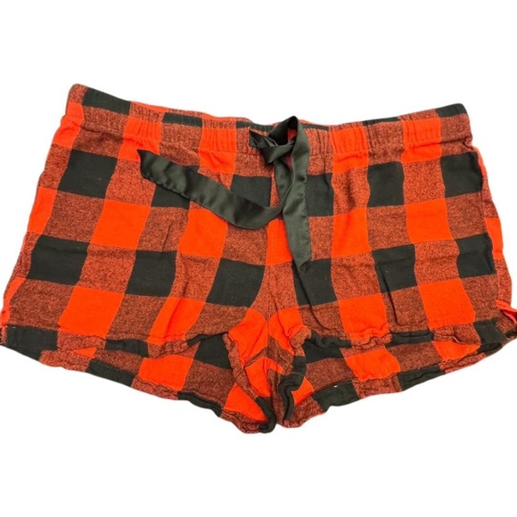 Old Navy Plaid Pj Shorts | Large - Picture 1 of 3